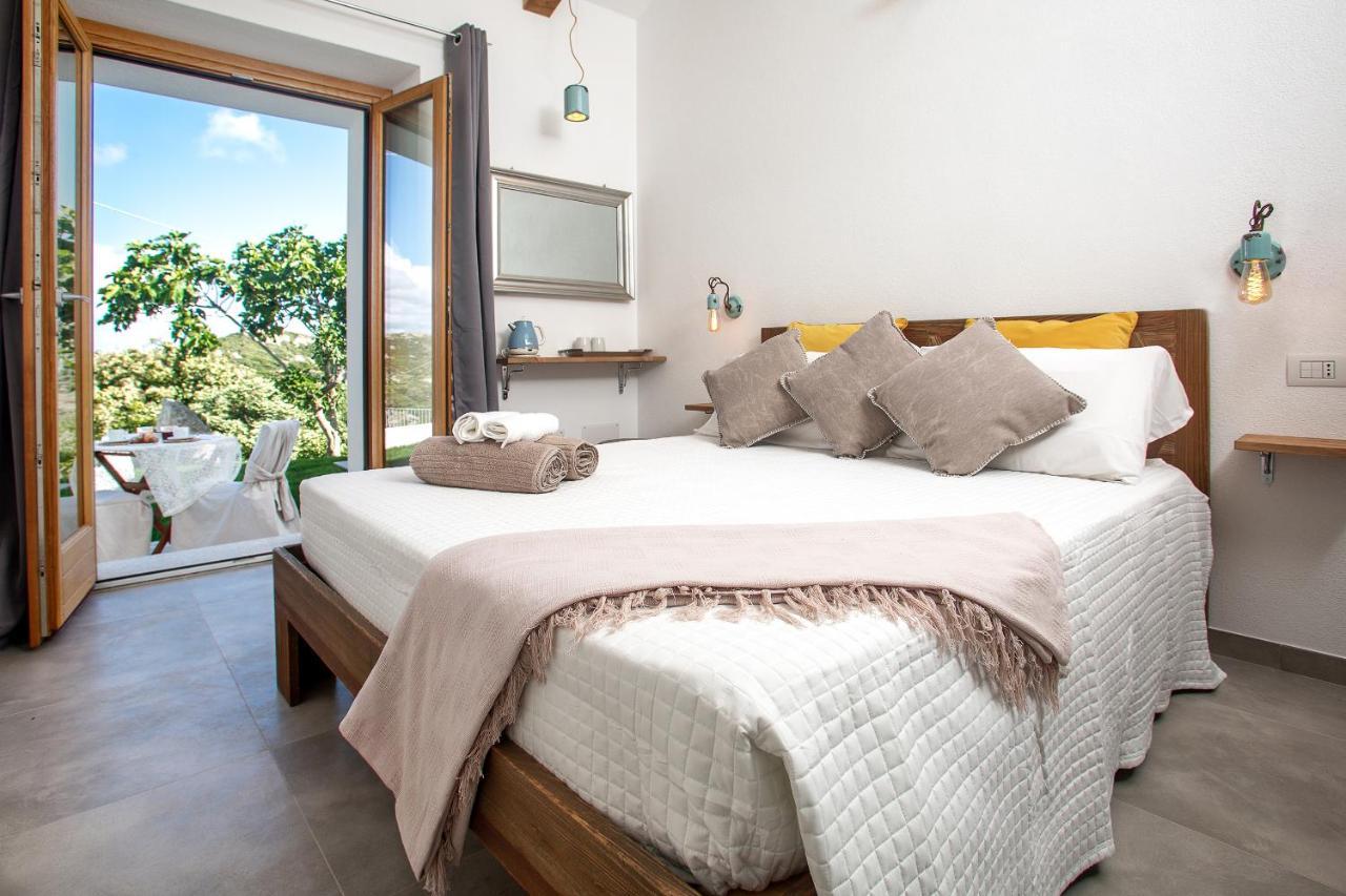 La Casa Di Memmi Suites & Rooms 圣特雷莎加卢拉 外观 照片